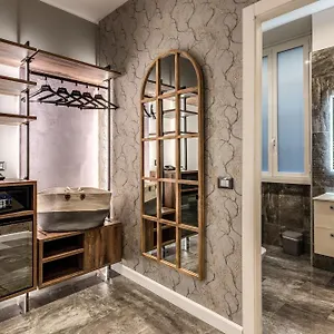 apollo-boutique-hotel.it-romehotels.com/